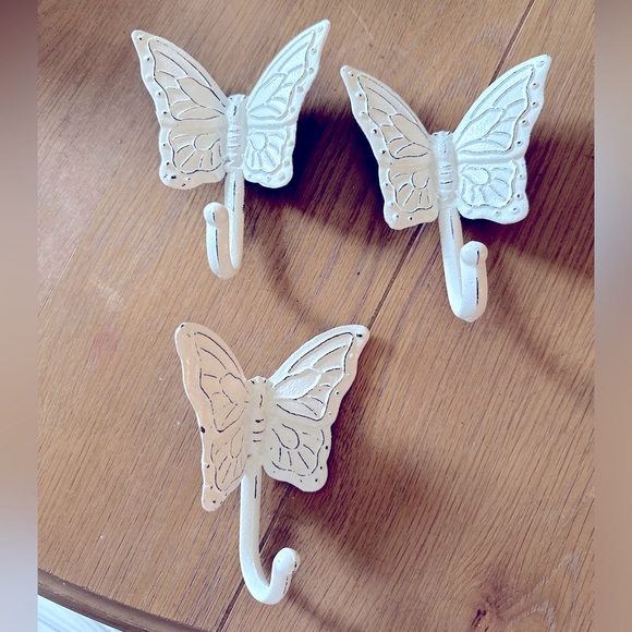 Other - NWOT Set of three metal butterfly hooks